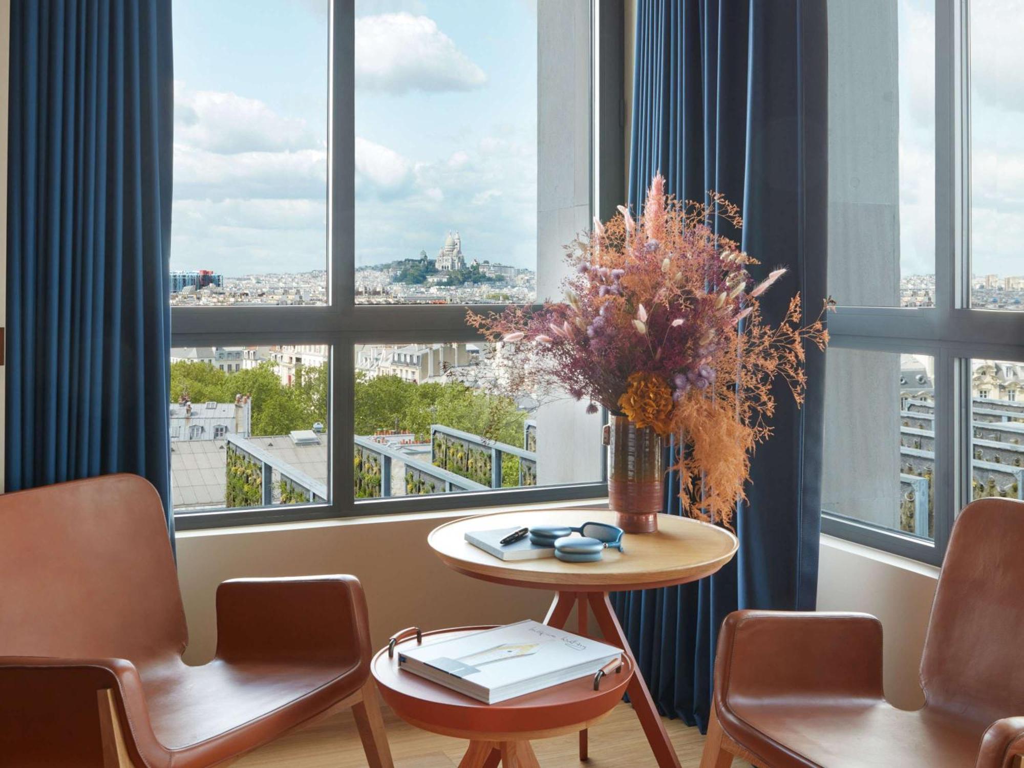 So/ Paris Hotel Bagian luar foto A room at the hotel
