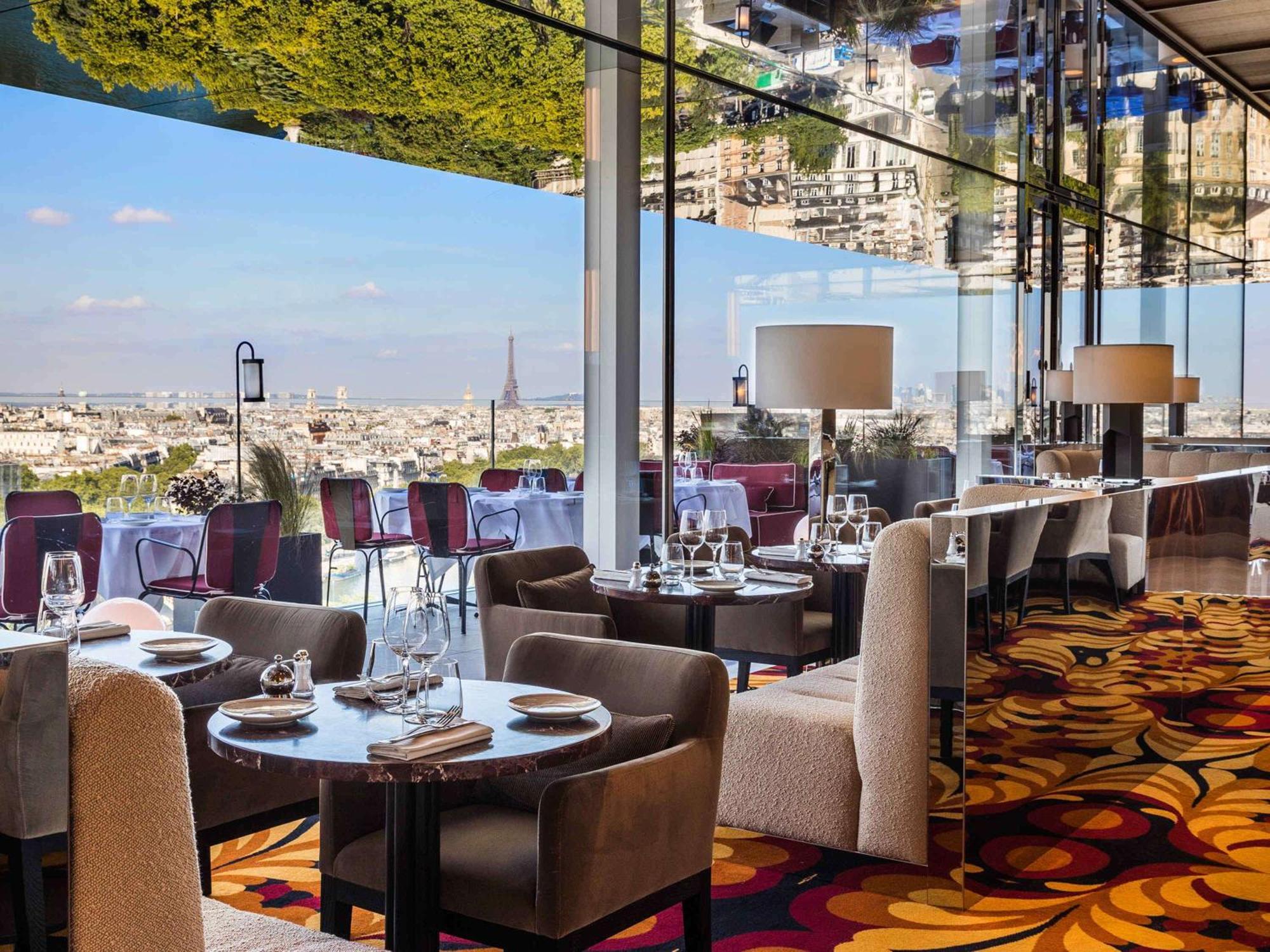 So/ Paris Hotel Bagian luar foto Restaurant Le Ciel