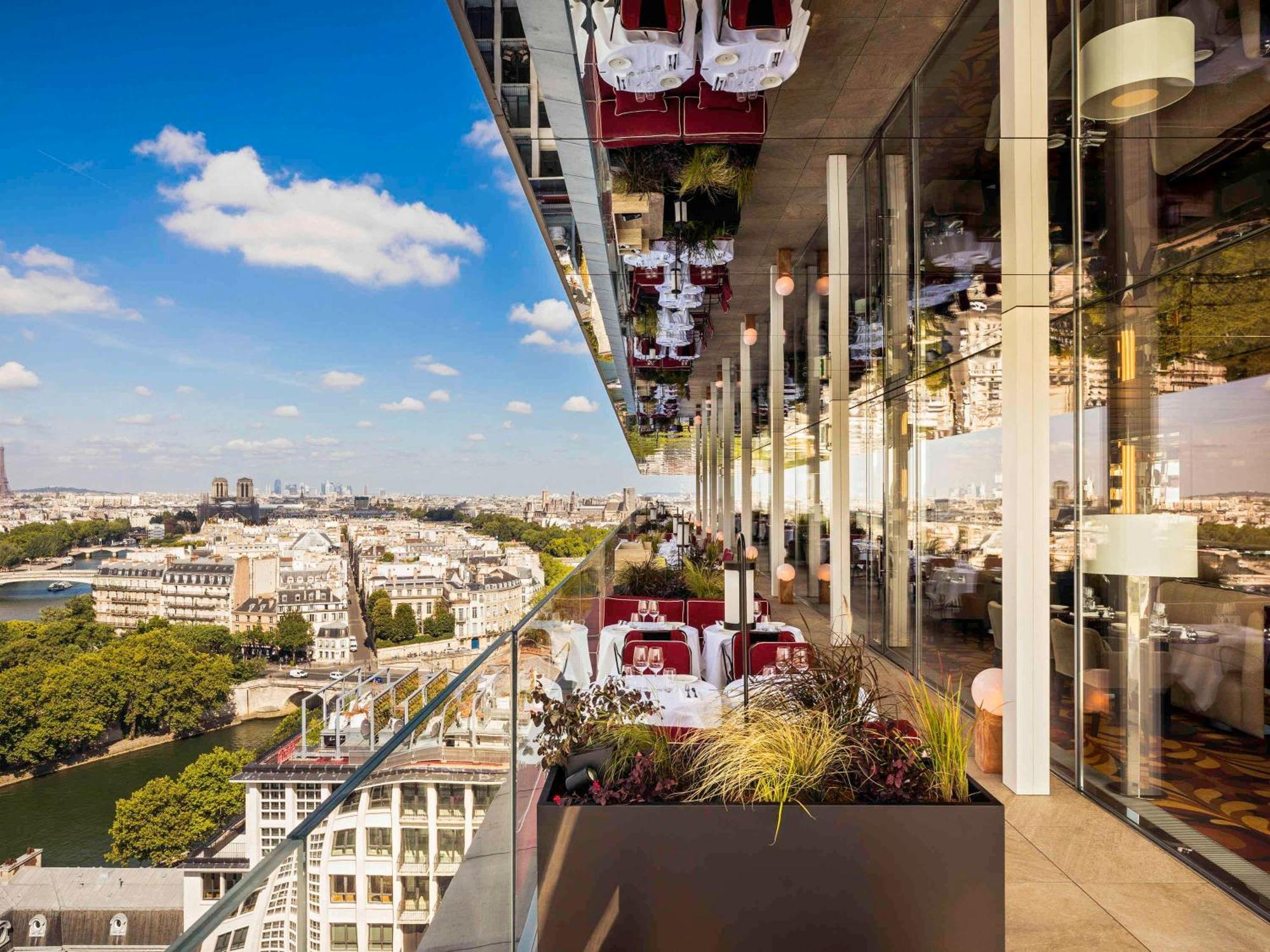So/ Paris Hotel Bagian luar foto The restaurant