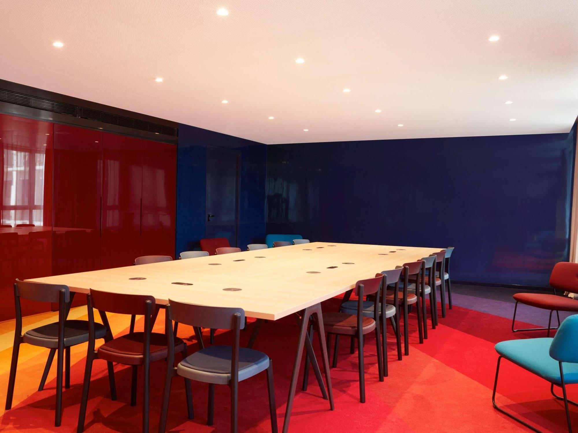 So/ Paris Hotel Bagian luar foto The boardroom at the Design Museum